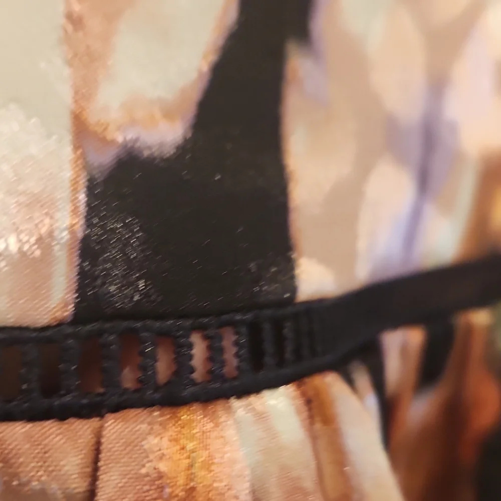 Za & Rachel Floral Long Sleeve Women's Top - Picture 5 of 7